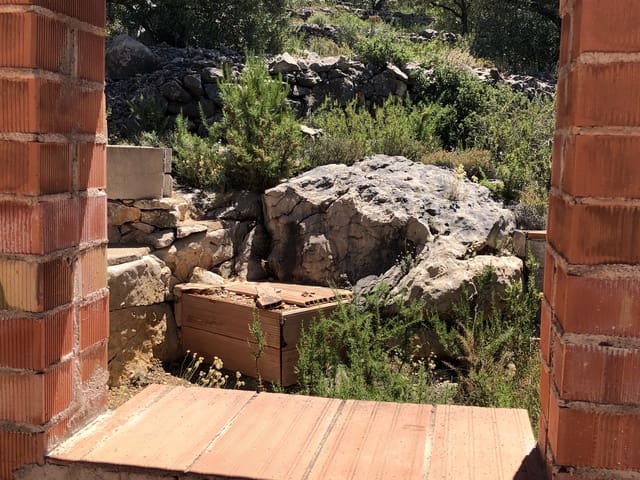 Finca/Landehus til salg i L'Ampolla - € 59.000 (Ref: 8664636)