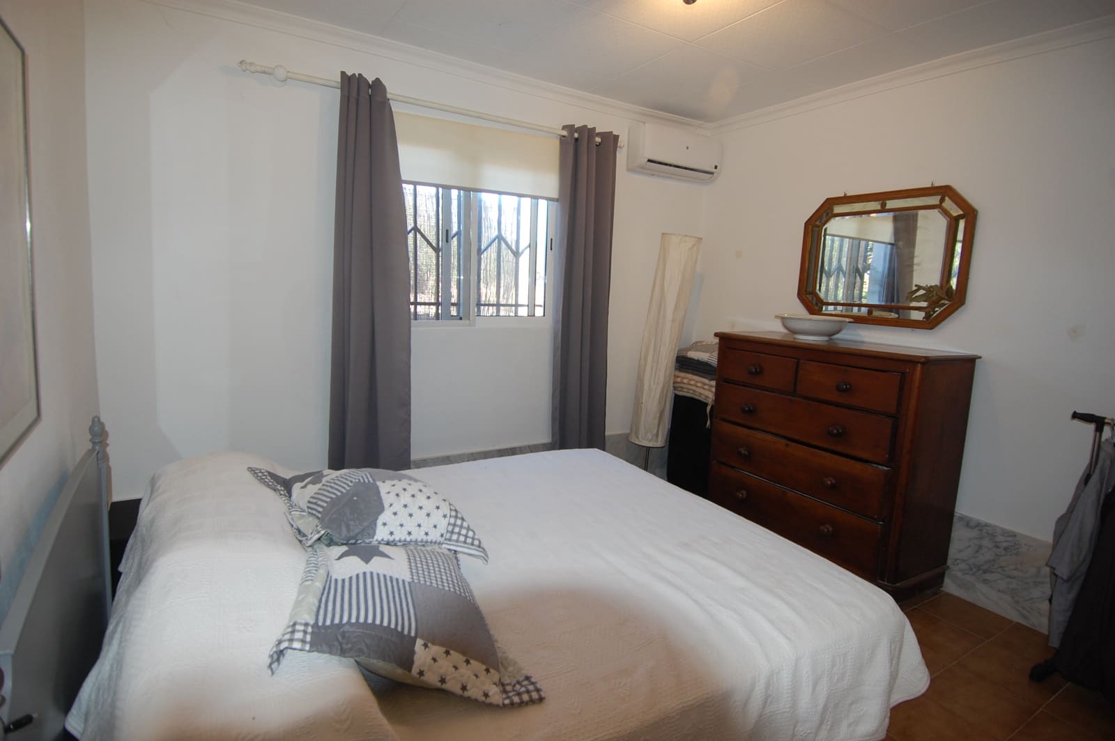 4 soveværelse Finca/Landehus til salg i L'Ampolla med swimmingpool garage - € 295.000 (Ref: 9303837)