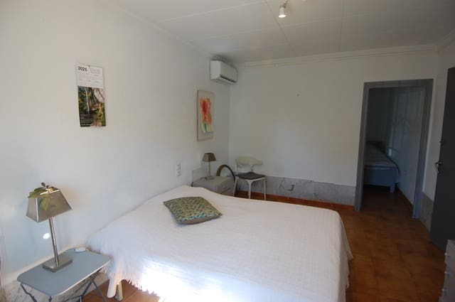 4 soveværelse Finca/Landehus til salg i L'Ampolla med swimmingpool garage - € 295.000 (Ref: 9303837)