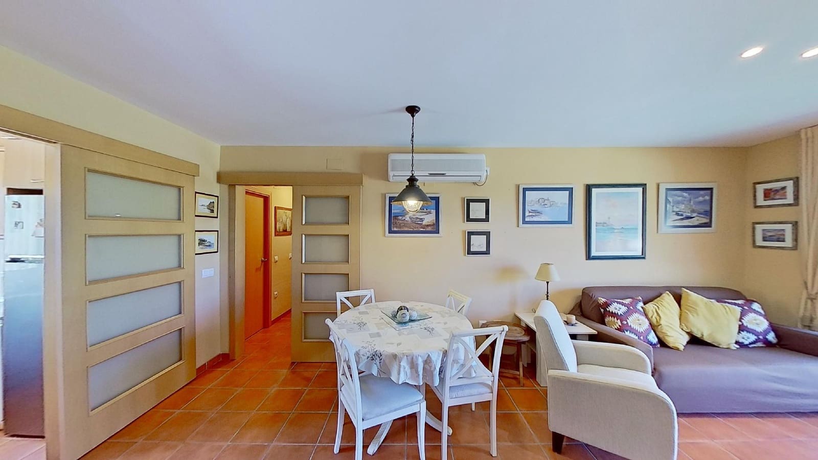 2 slaapkamer Strandappartement te koop in L'Ampolla met zwembad garage - € 210.000 (Ref: 9316978)