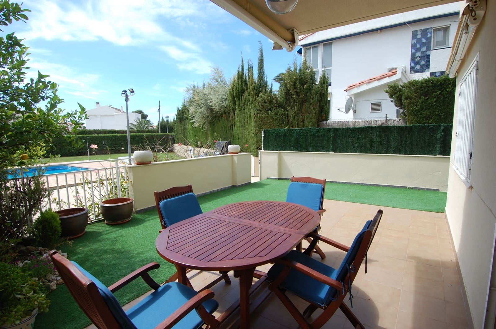 2 slaapkamer Strandappartement te koop in L'Ampolla met zwembad garage - € 210.000 (Ref: 9316978)