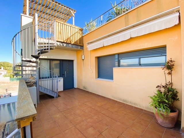 3 makuuhuone Omakotitalo myytävänä paikassa L'Ampolla mukana 
autotalli - 210 000 € (Ref: 9405865)