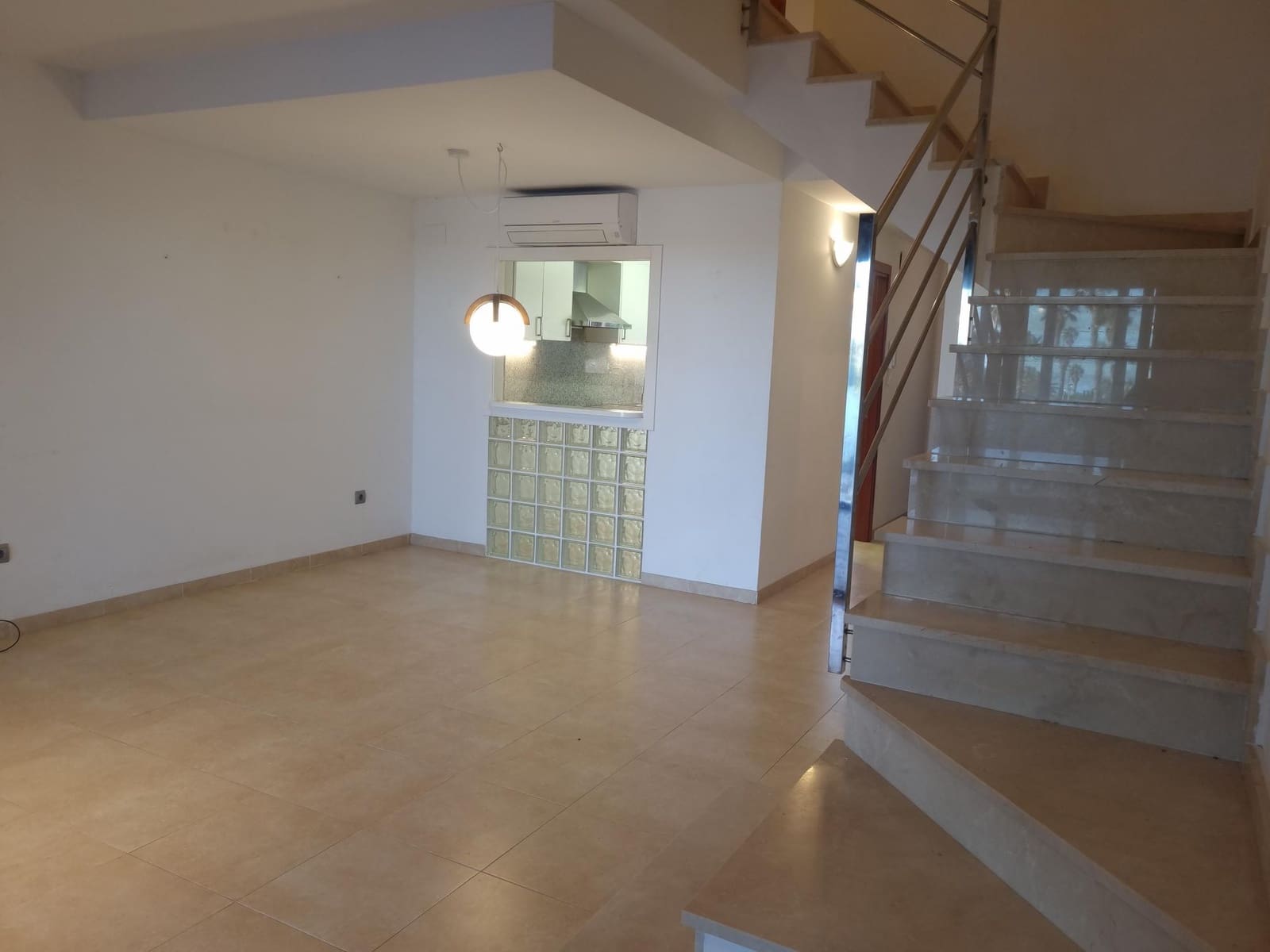 3 soverom Hus til salgs i L'Ampolla med svømmebasseng garasje - € 330 000 (Ref: 9569486)