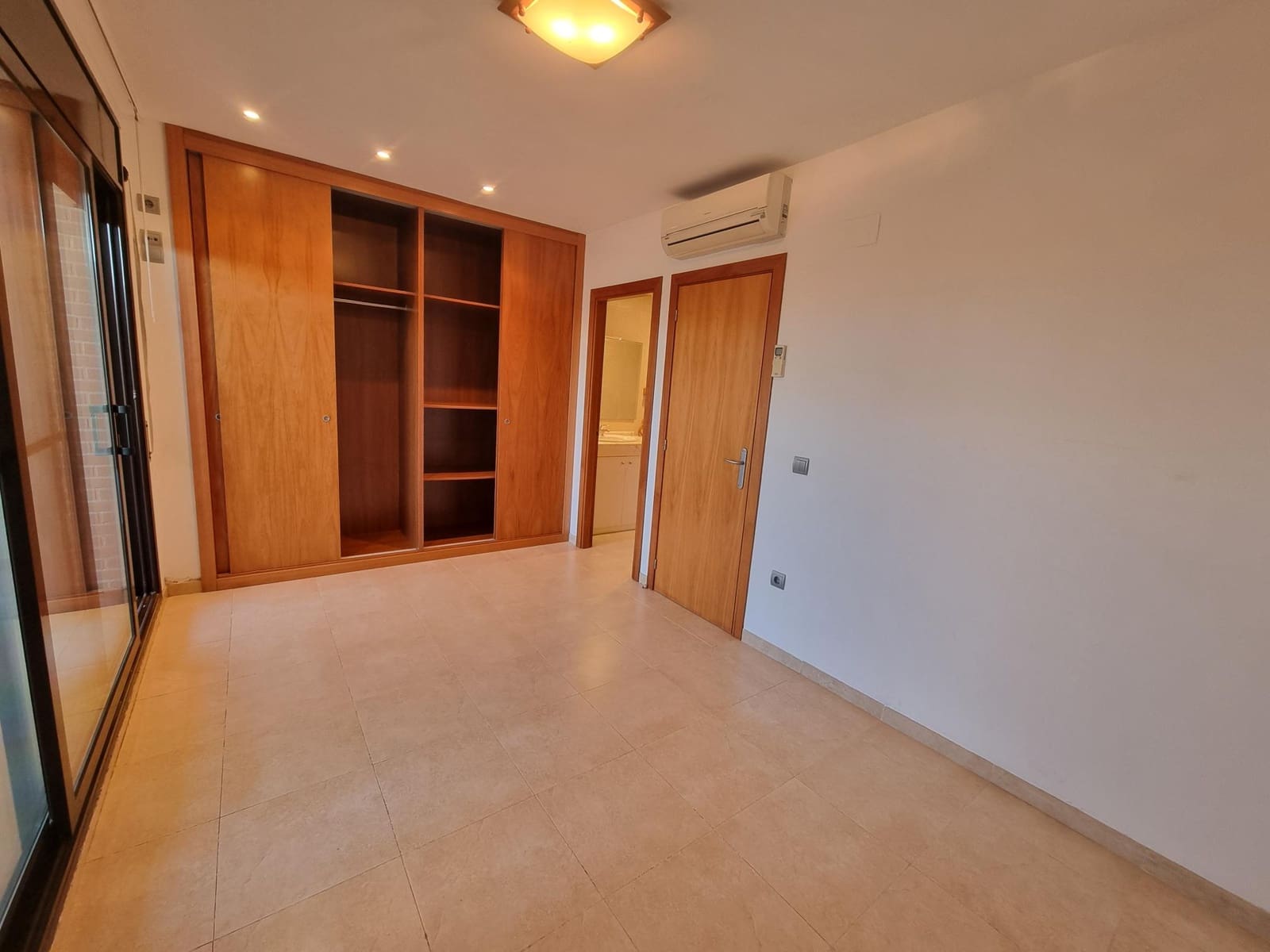 3 soverom Hus til salgs i L'Ampolla med svømmebasseng garasje - € 330 000 (Ref: 9569486)