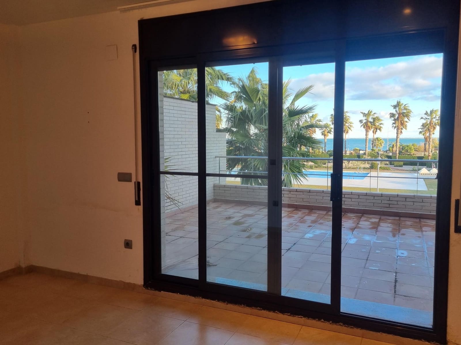 3 soverom Hus til salgs i L'Ampolla med svømmebasseng garasje - € 330 000 (Ref: 9569486)