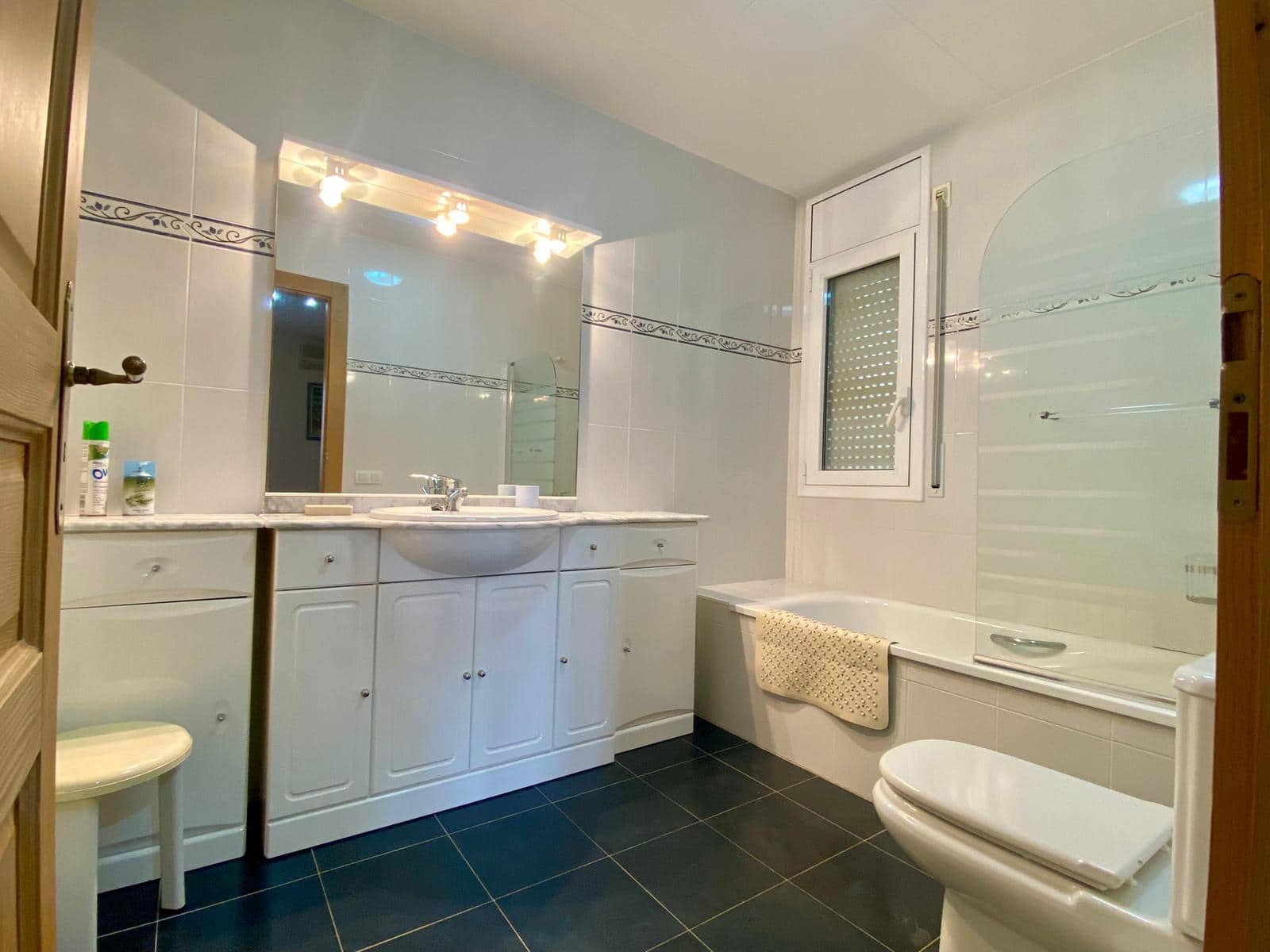 Chalet de 4 habitaciones en L'Ampolla en venta con piscina garaje - 535.000 € (Ref: 9676550)