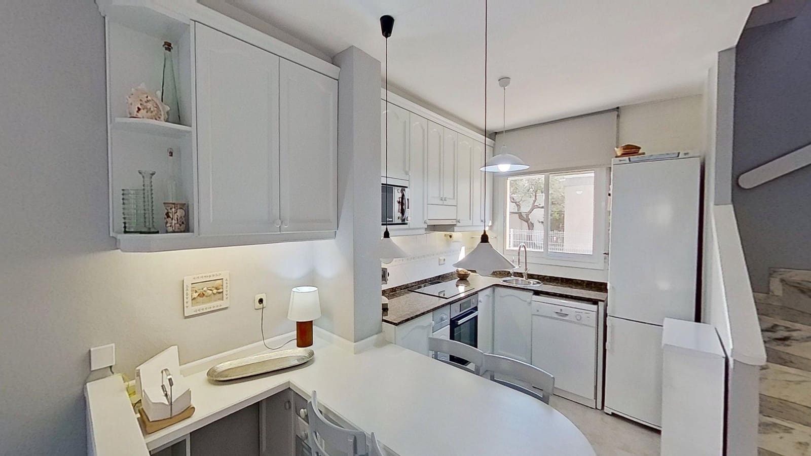 4 soveværelse Byhus til salg i L'Ampolla med garage - € 295.000 (Ref: 9799933)