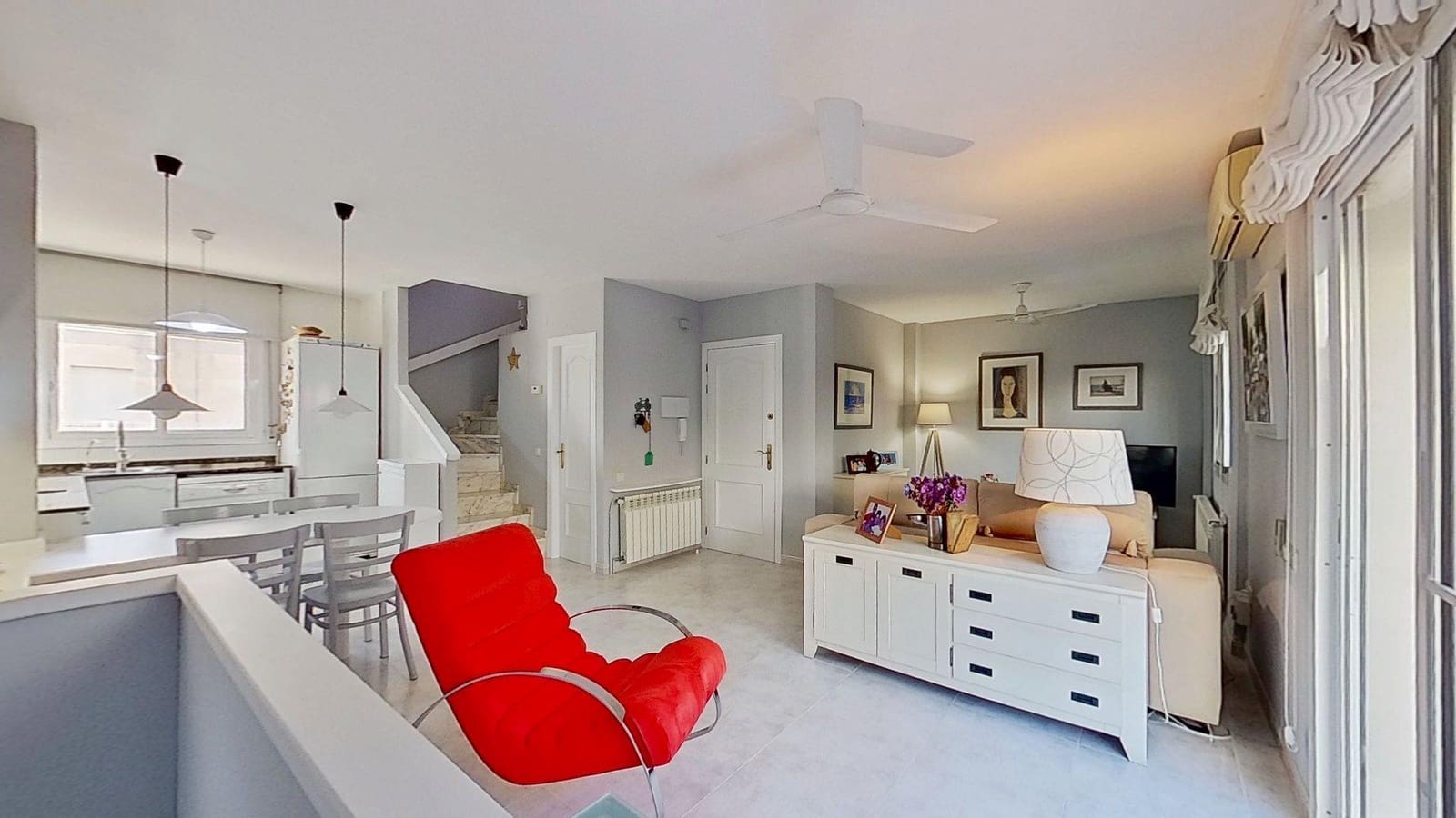 4 soveværelse Byhus til salg i L'Ampolla med garage - € 295.000 (Ref: 9799933)