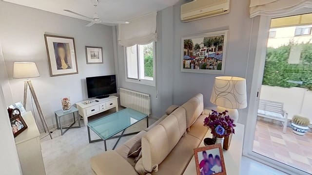 4 soveværelse Byhus til salg i L'Ampolla med garage - € 295.000 (Ref: 9799933)