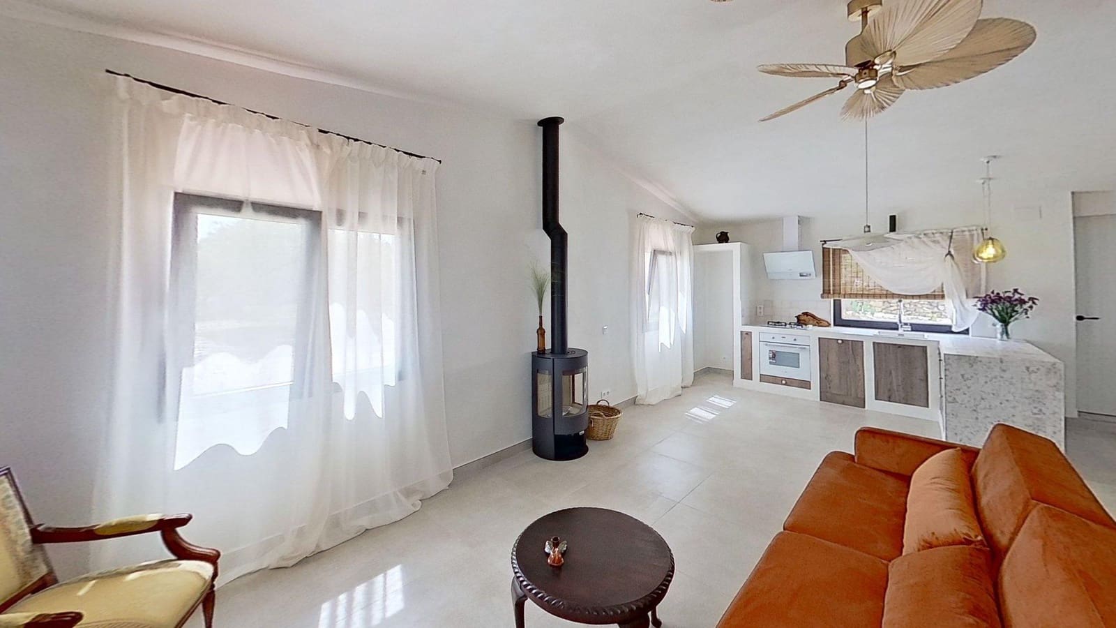 2 bedroom Finca/Country House for sale in Tortosa with garage - € 334,000 (Ref: 9819225)