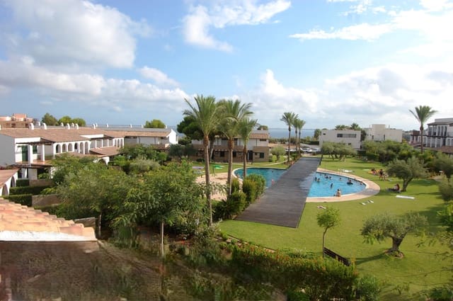 3 soveværelse Rækkehus til salg i El Perelló med swimmingpool garage - € 260.000 (Ref: 9882542)