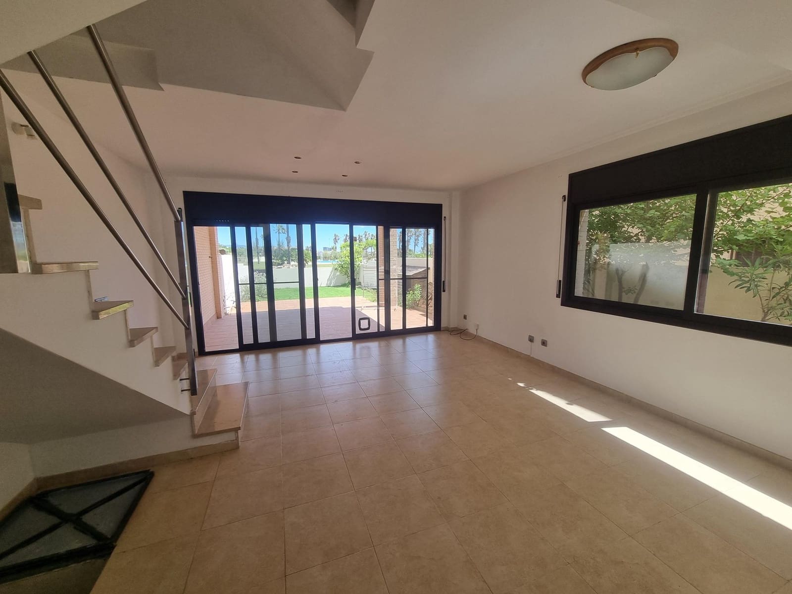 3 slaapkamer Huis te koop in L'Ampolla met zwembad garage - € 395.000 (Ref: 9889562)