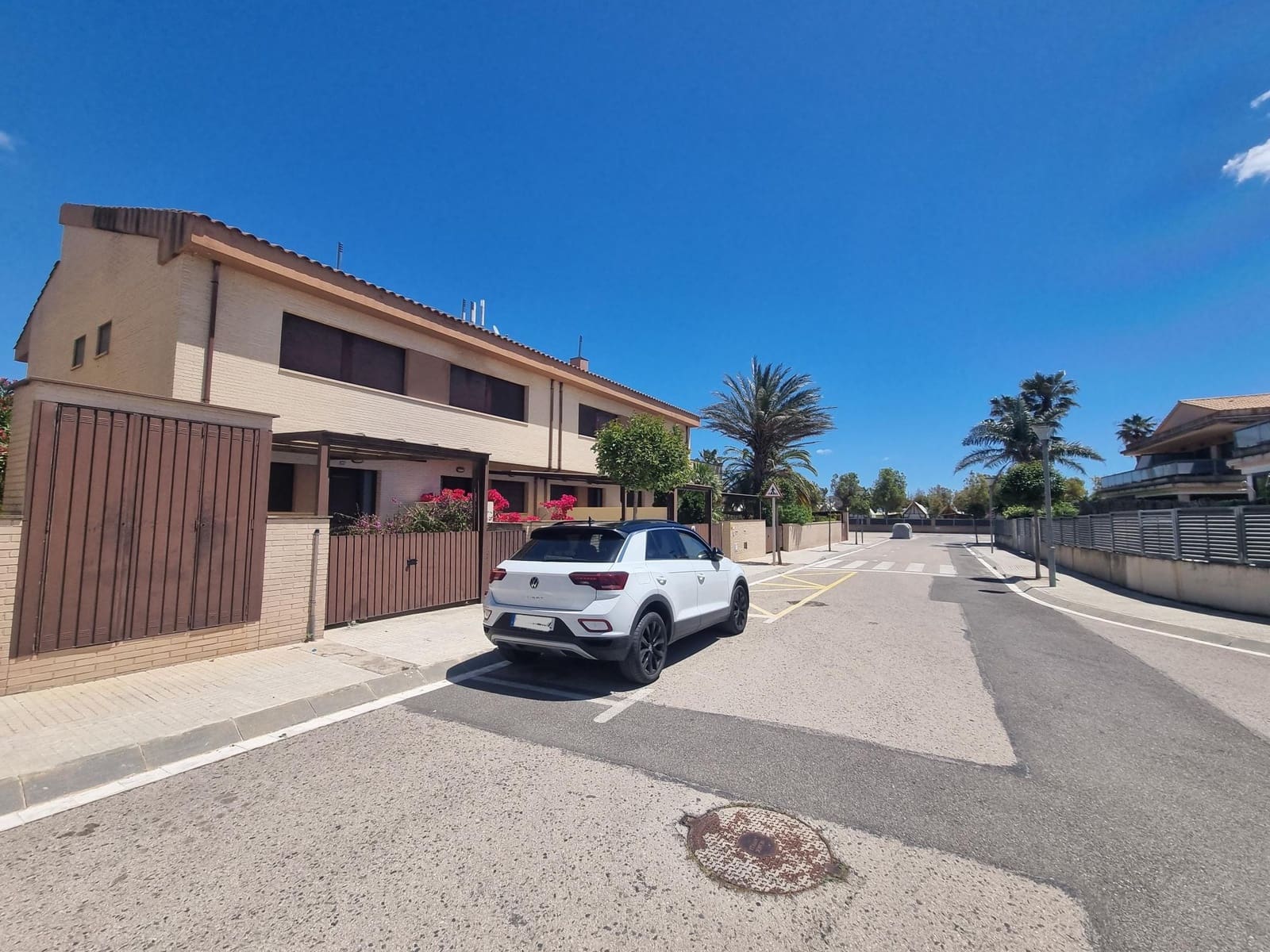 3 slaapkamer Huis te koop in L'Ampolla met zwembad garage - € 395.000 (Ref: 9889562)