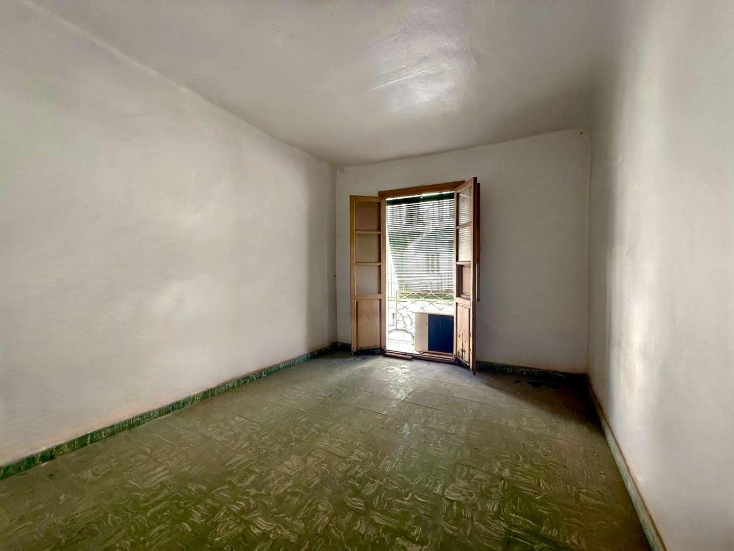 3 slaapkamer Huis te koop in Salobrena - € 150.000 (Ref: 10003497)