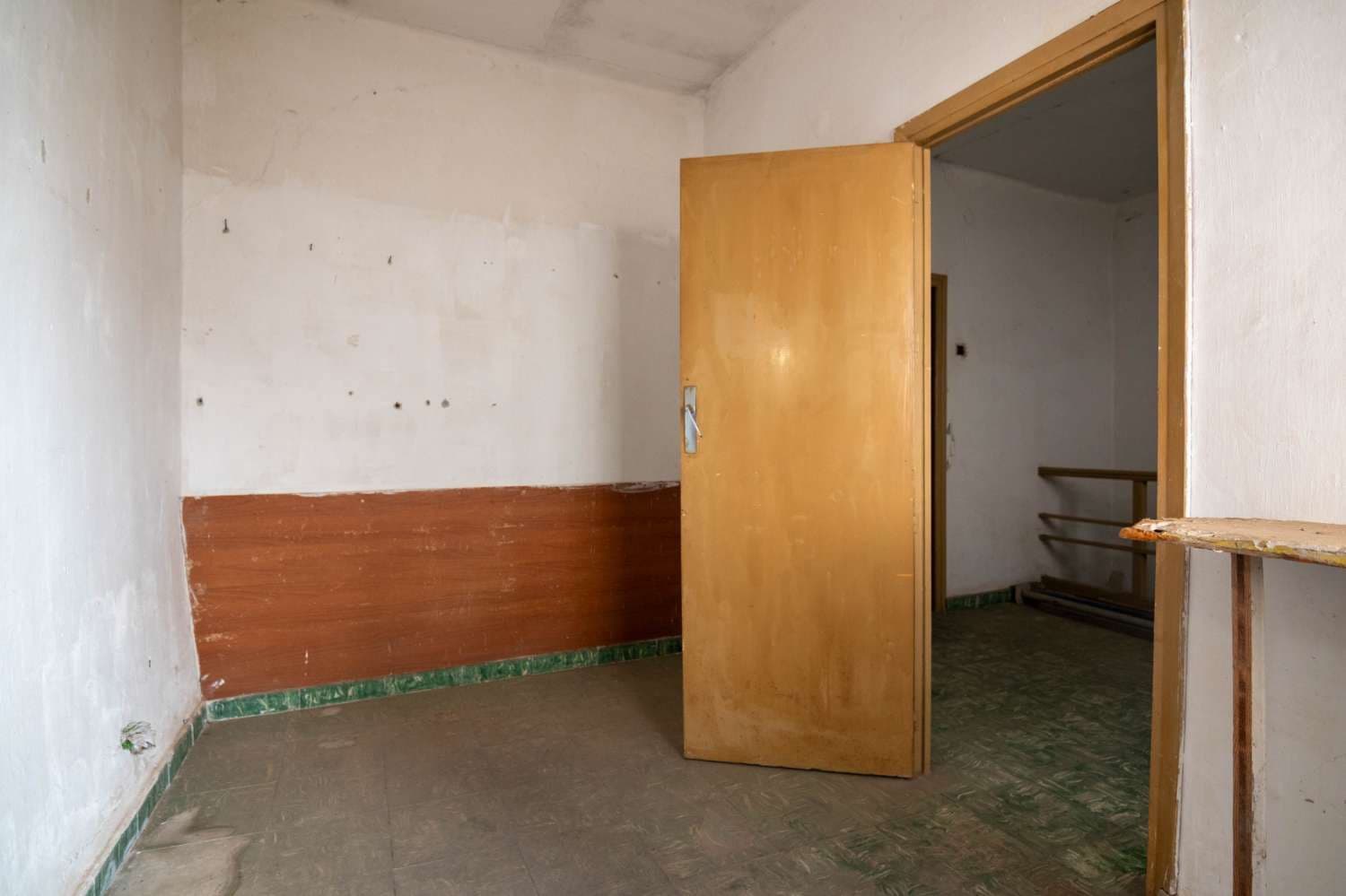 3 chambre Maison de Ville à vendre à Salobrena - 150 000 € (Ref: 10003497)