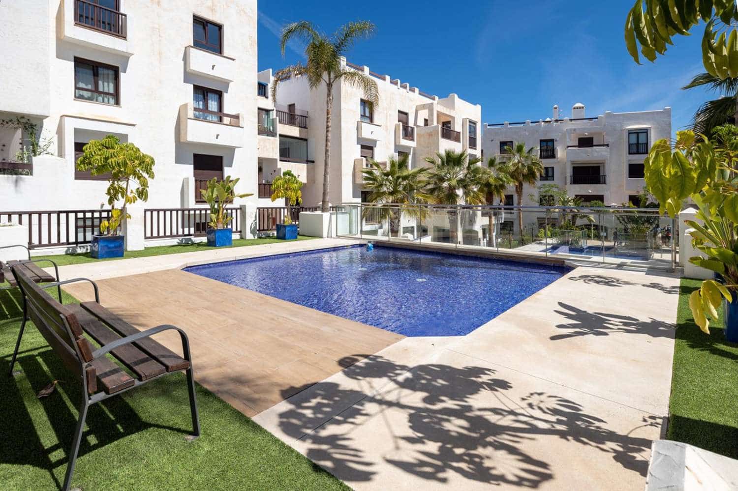 3 slaapkamer Appartement te koop in Salobrena met zwembad garage - € 379.000 (Ref: 10034981)