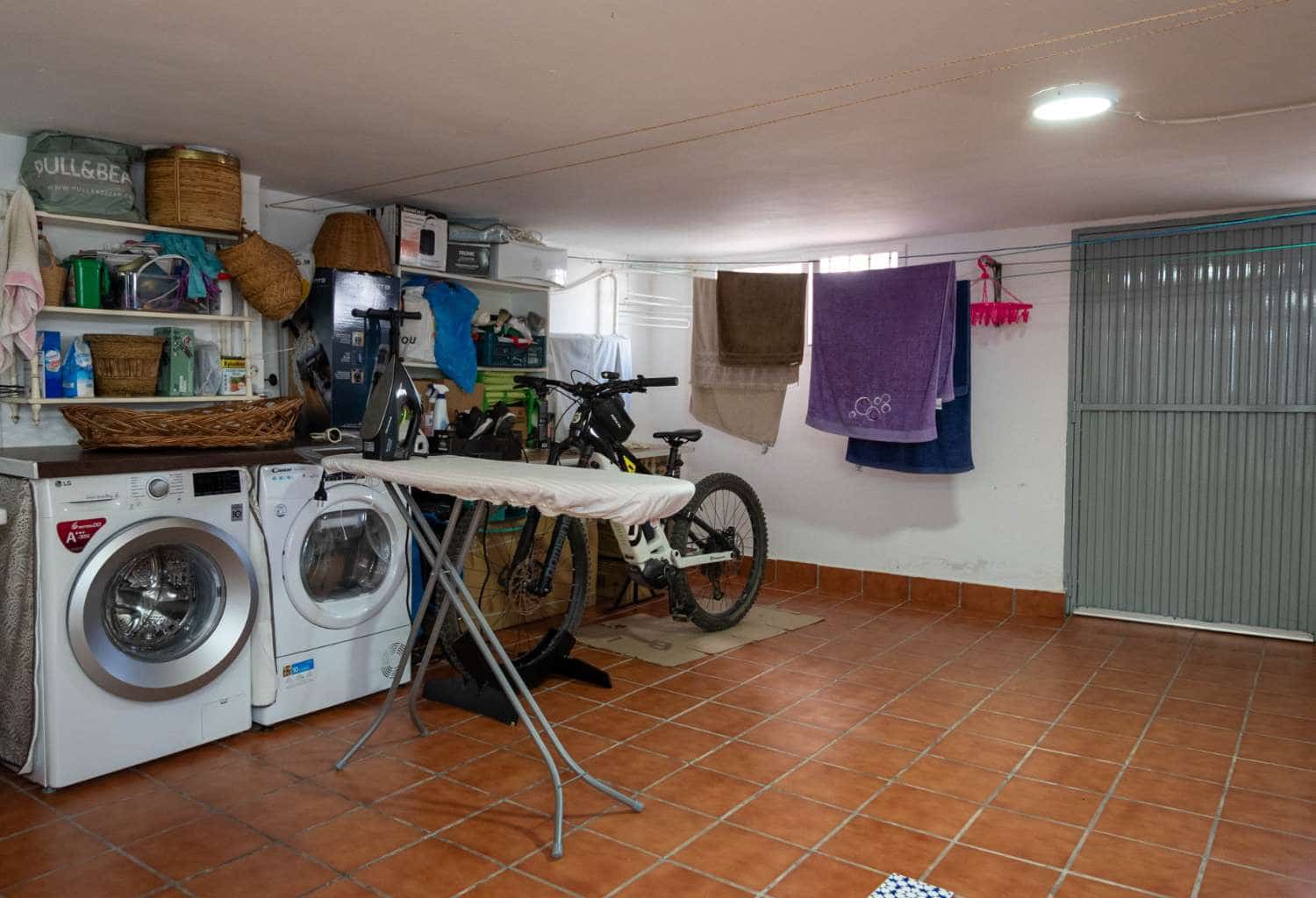 5 chambre Maison de Ville à vendre à Salobrena avec garage - 390 000 € (Ref: 10037831)