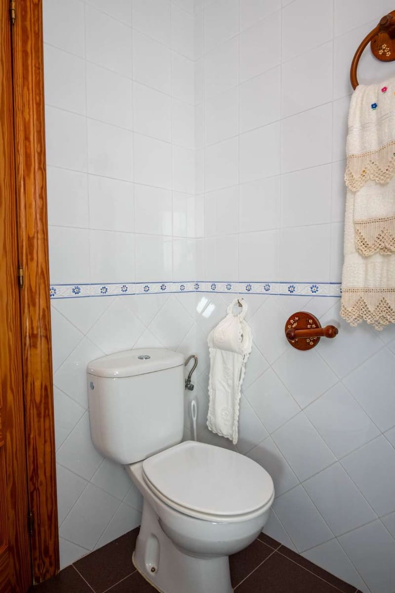 5 chambre Maison de Ville à vendre à Salobrena avec garage - 390 000 € (Ref: 10037831)
