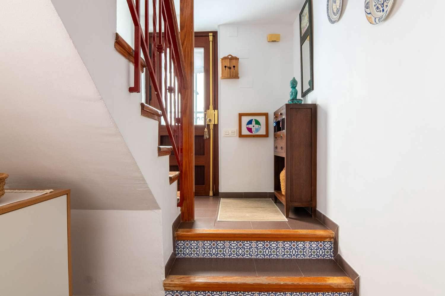 5 chambre Maison de Ville à vendre à Salobrena avec garage - 390 000 € (Ref: 10037831)
