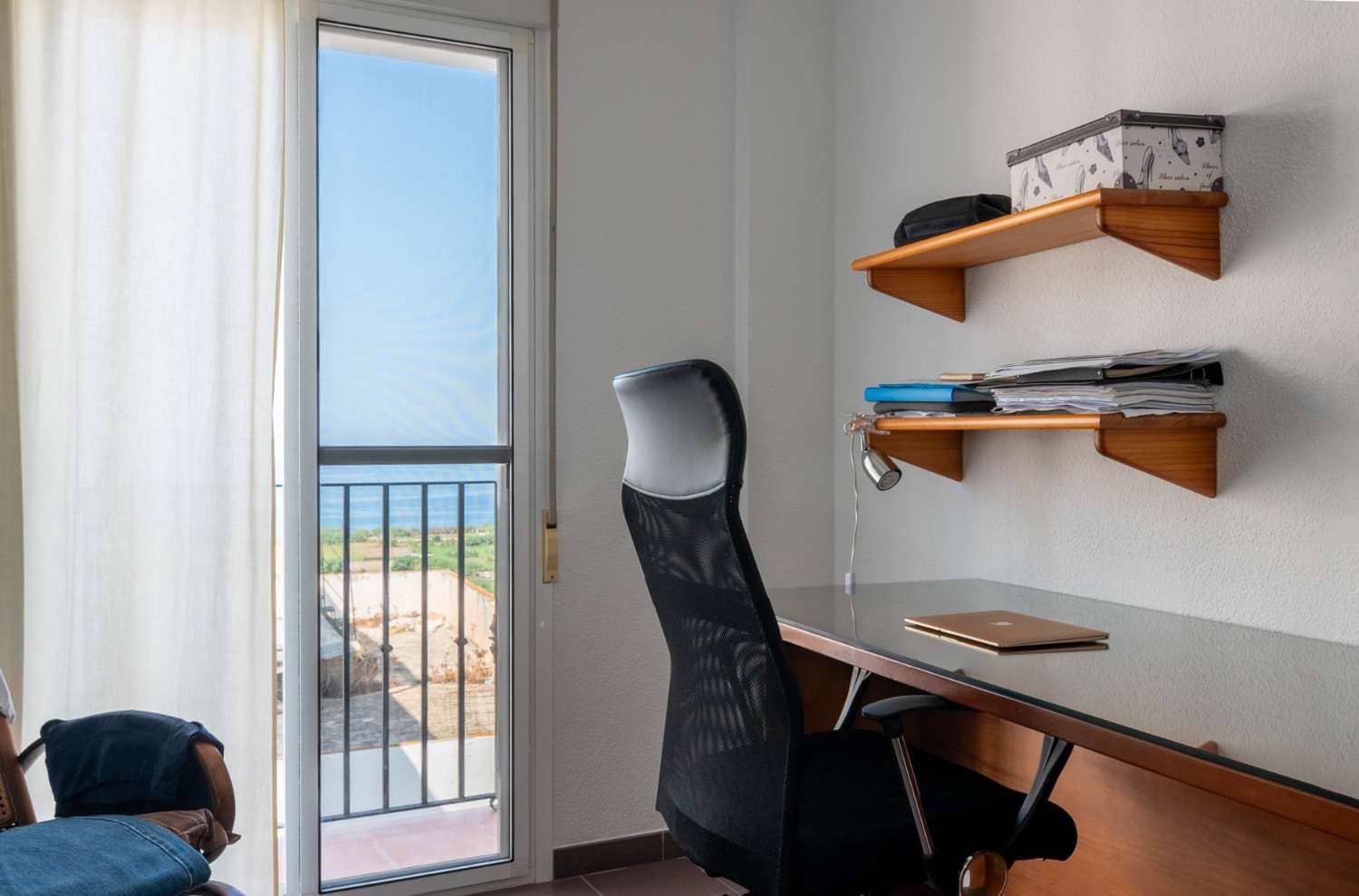 5 chambre Maison de Ville à vendre à Salobrena avec garage - 390 000 € (Ref: 10037831)