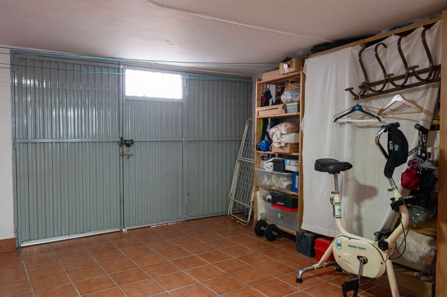 5 chambre Maison de Ville à vendre à Salobrena avec garage - 390 000 € (Ref: 10037831)