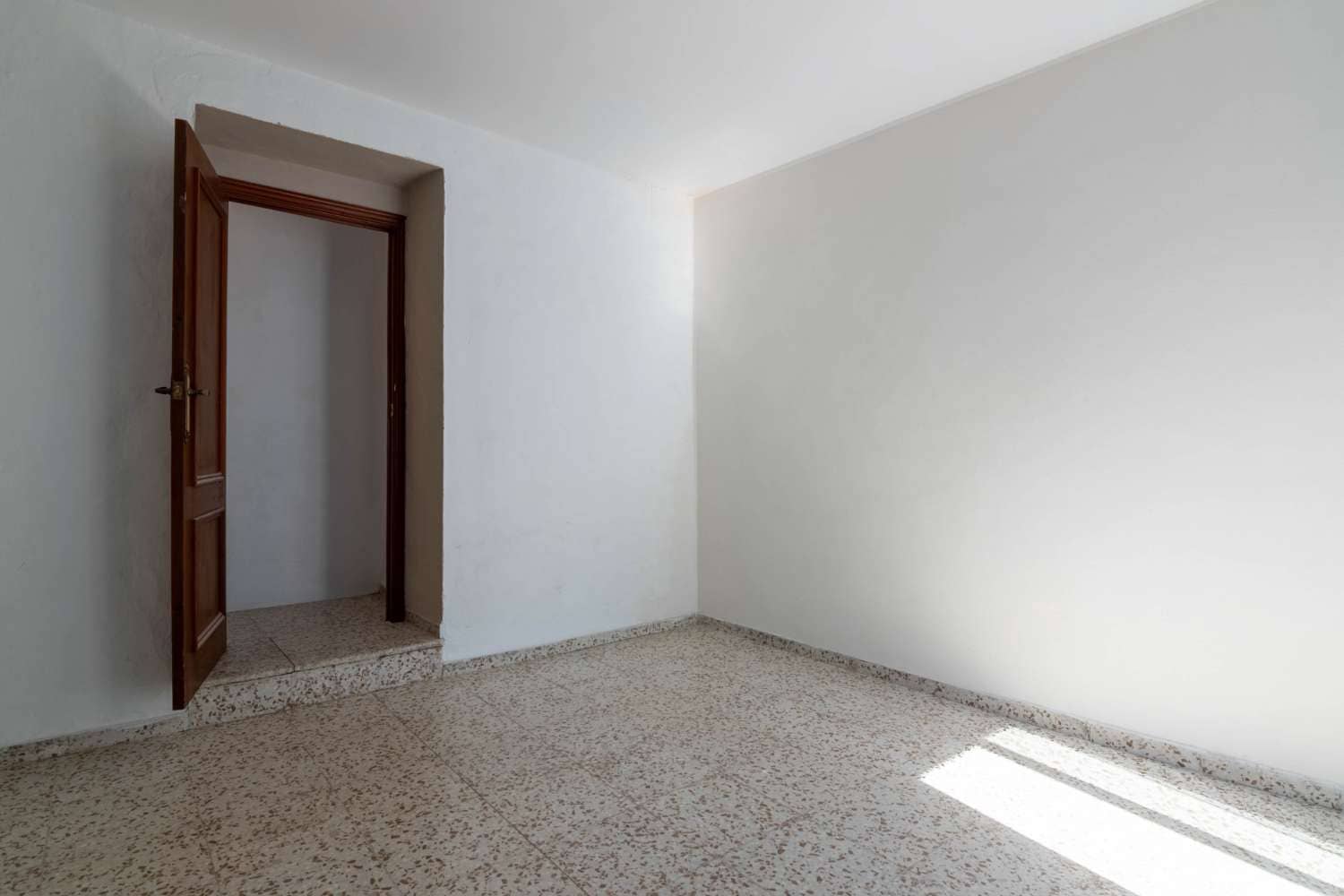 3 quarto Casa em Banda para venda em Los Guajares - 83 000 € (Ref: 10040692)