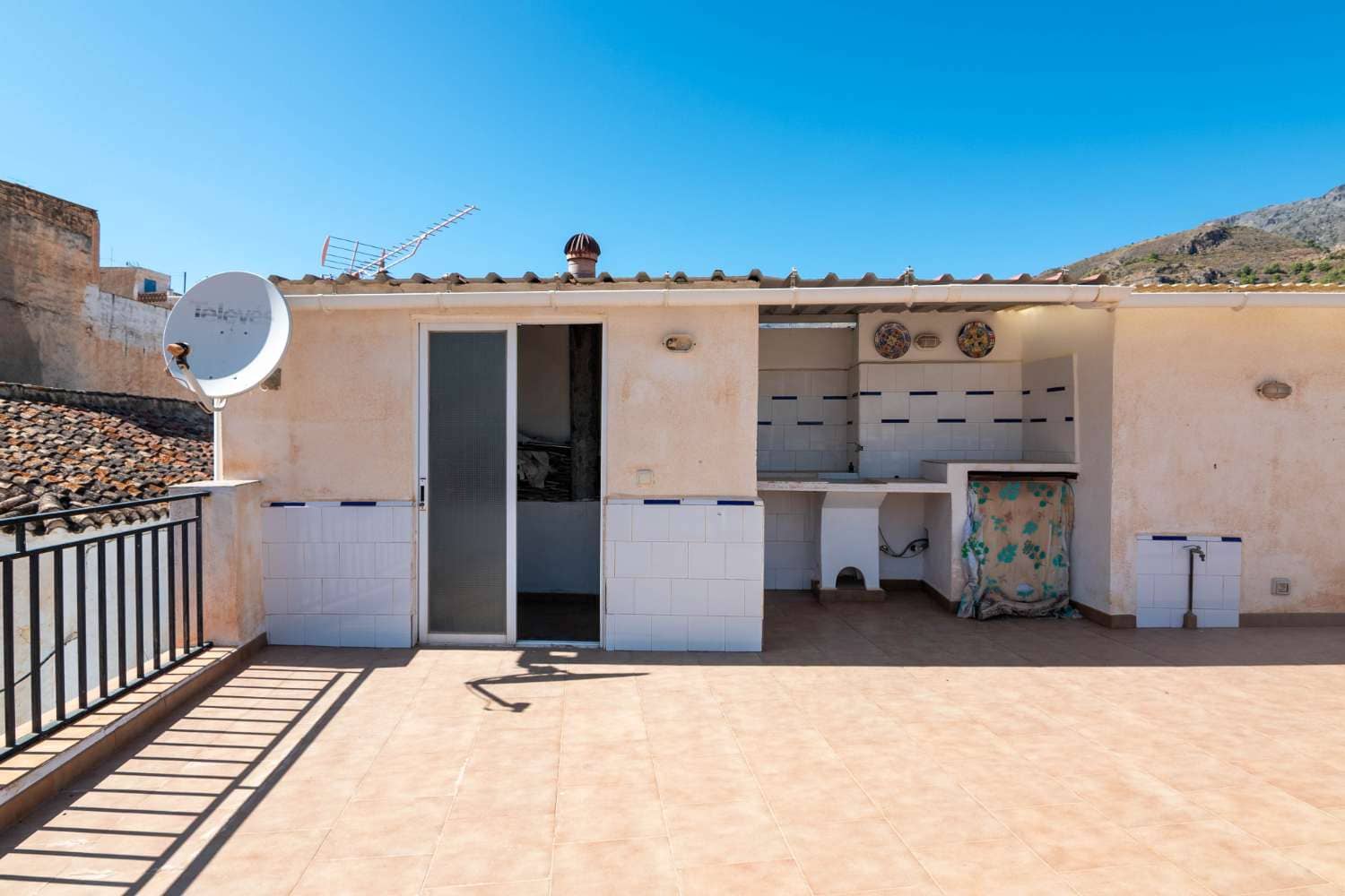 3 quarto Casa em Banda para venda em Los Guajares - 83 000 € (Ref: 10040692)