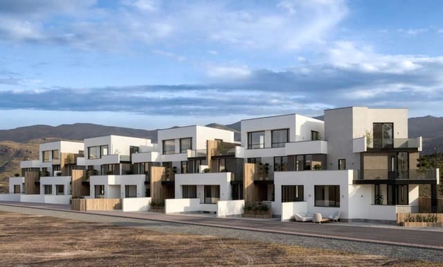 4 Zimmer Reihenhaus zu verkaufen in Salobreña mit Pool Garage - 711.000 € (Ref: 10085560)