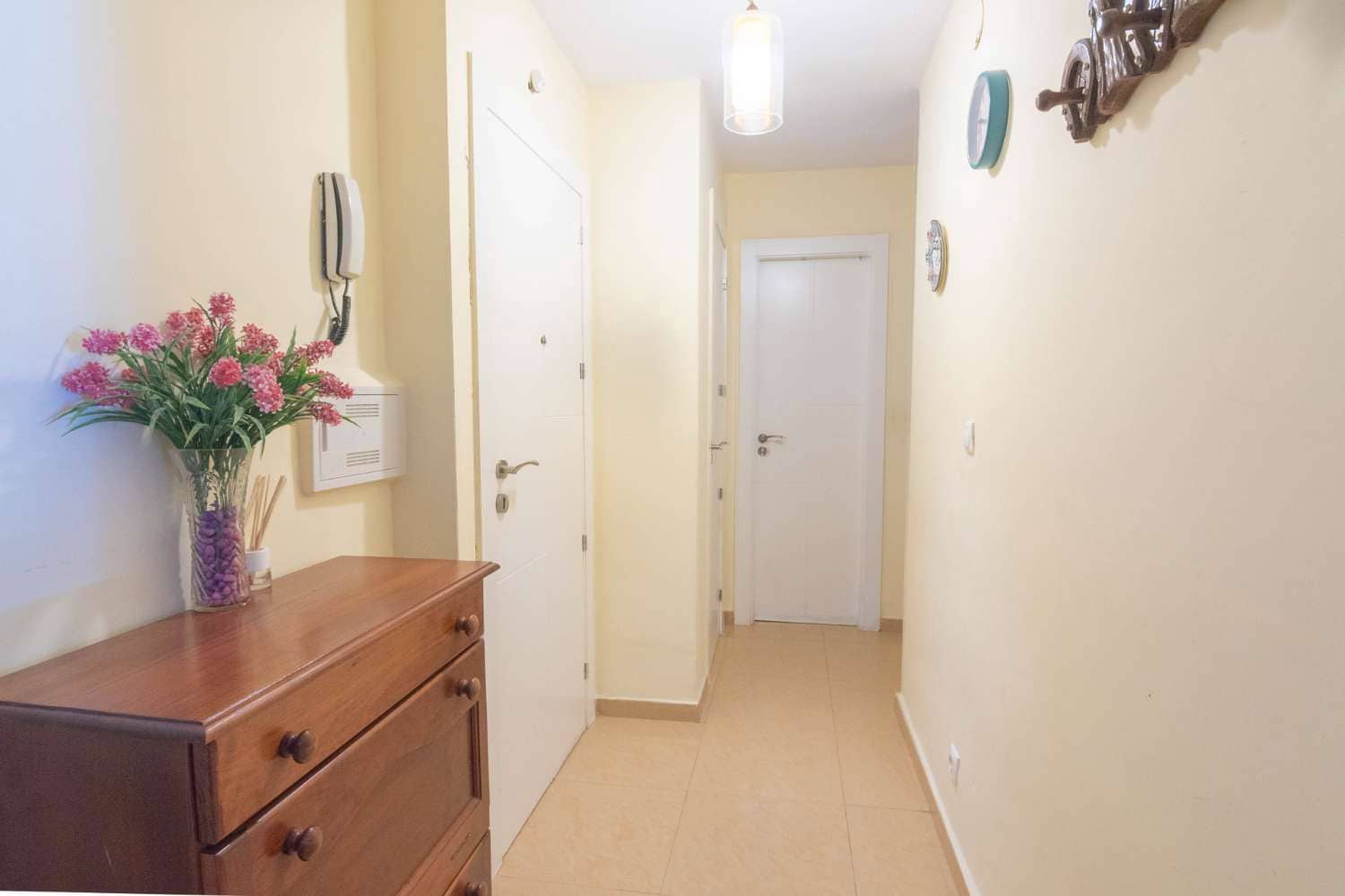 2 sovrum Lägenhet att hyra i Salobrena med pool garage - 750 € (Ref: 10101866)