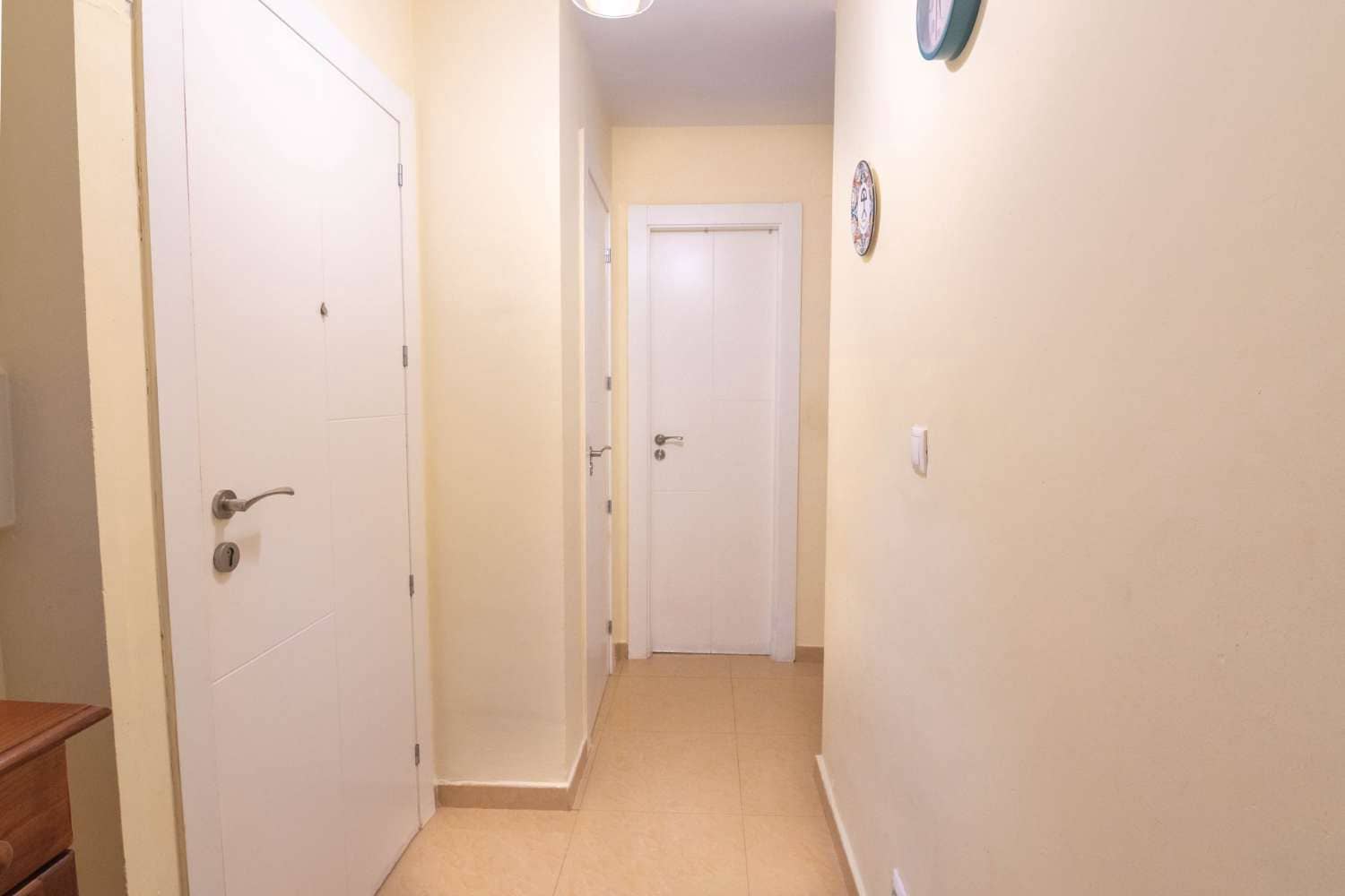 2 sovrum Lägenhet att hyra i Salobrena med pool garage - 750 € (Ref: 10101866)