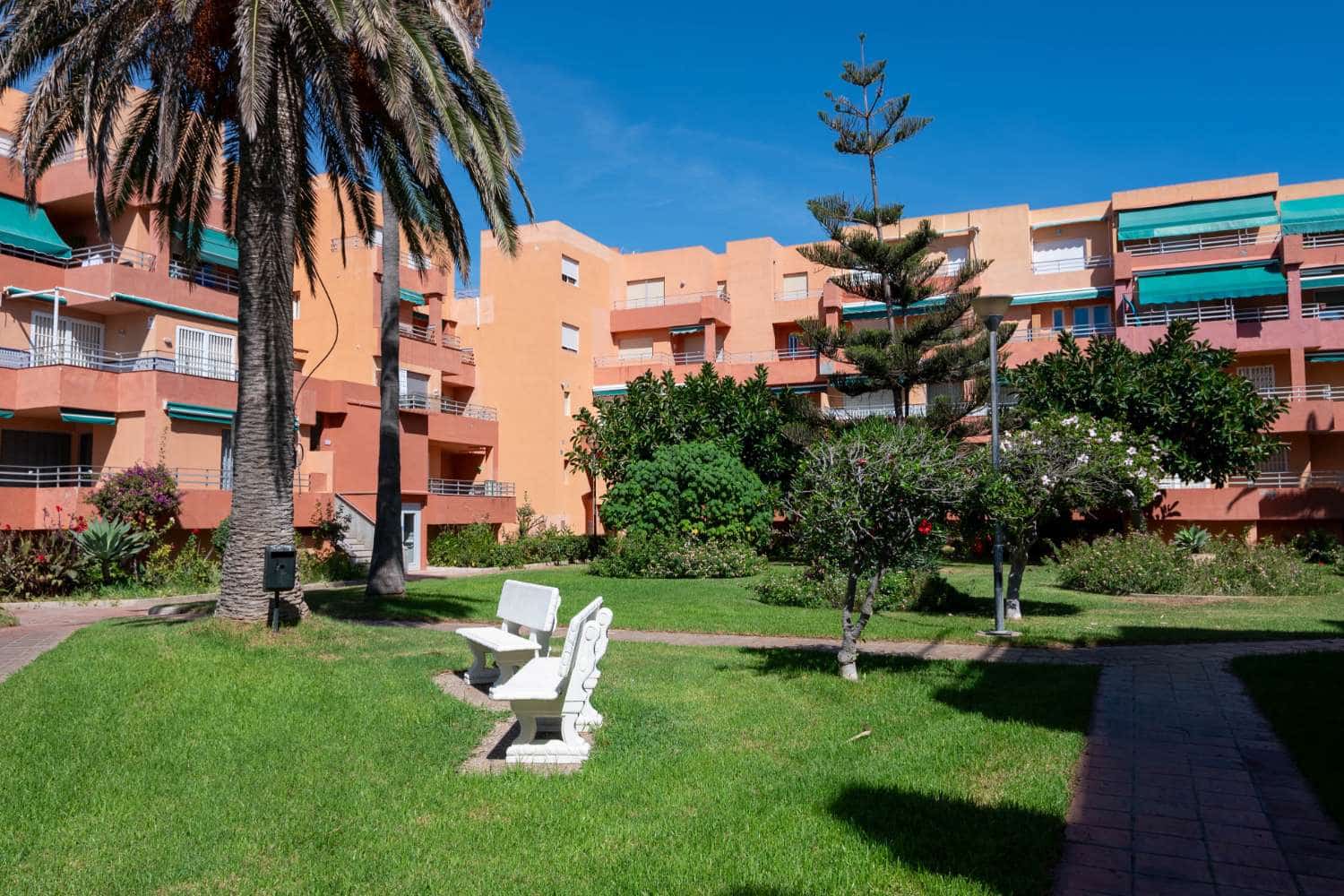 2 sovrum Lägenhet att hyra i Salobrena med pool garage - 750 € (Ref: 10101866)
