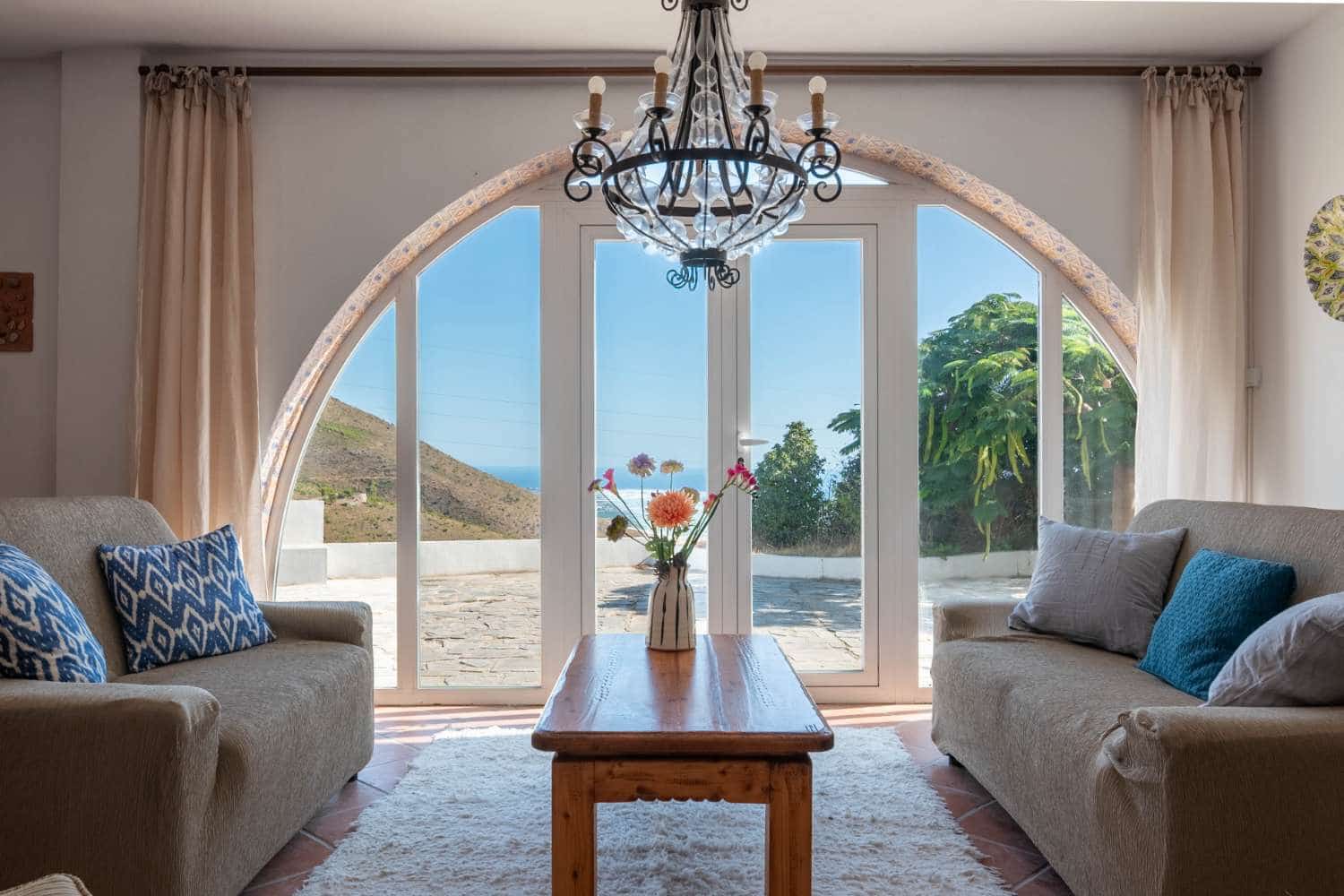 4 bedroom Villa for sale in Molvizar with pool - € 449,000 (Ref: 10108985)