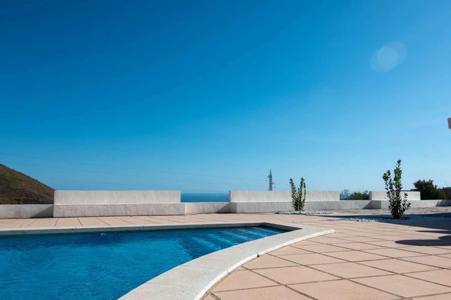 4 soveværelse Villa til salg i Molvízar med swimmingpool - € 449.000 (Ref: 10108985)