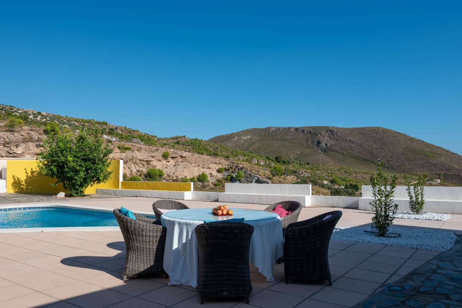 4 bedroom Villa for sale in Molvizar with pool - € 449,000 (Ref: 10108985)