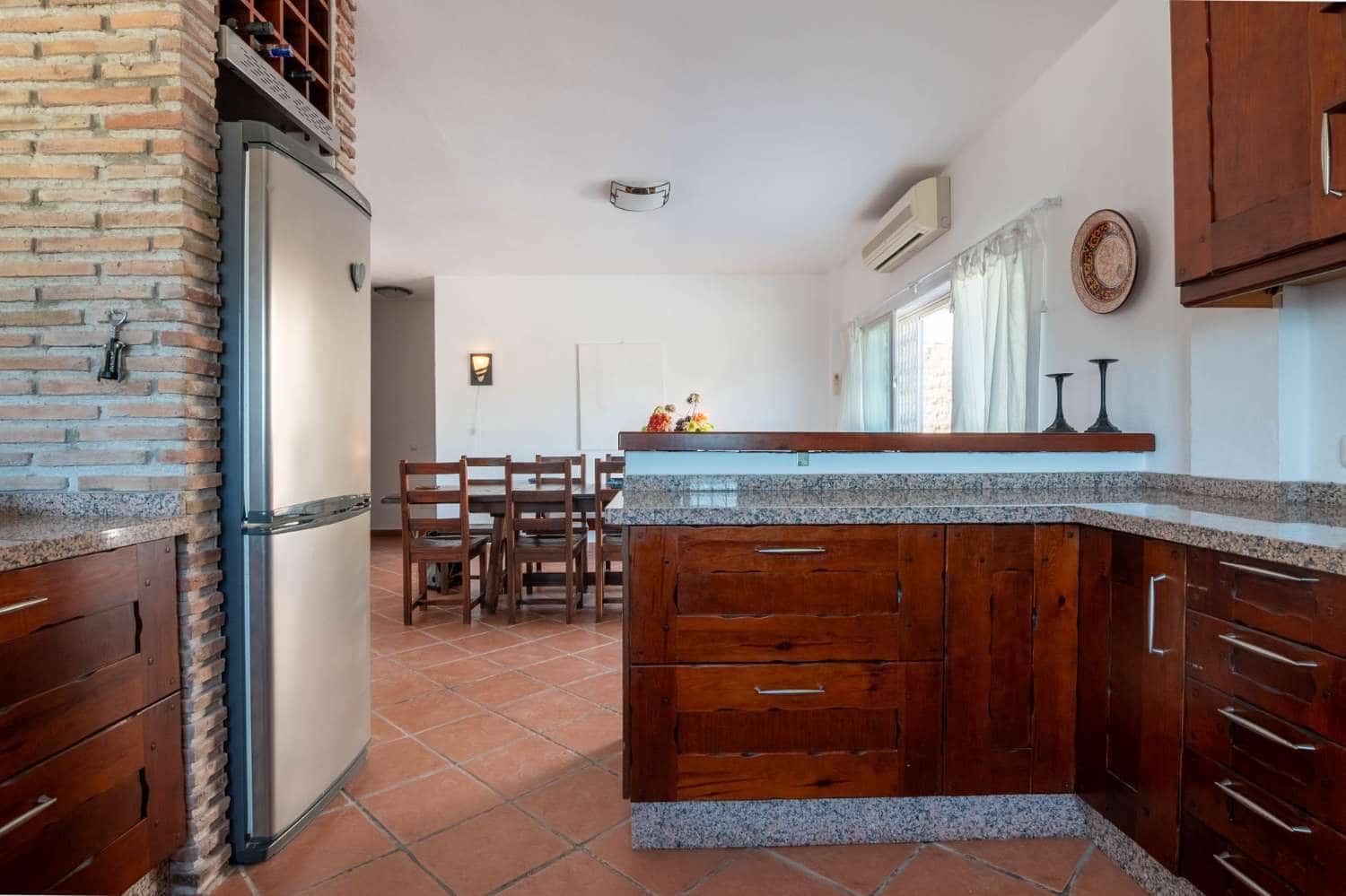 4 bedroom Villa for sale in Molvizar with pool - € 449,000 (Ref: 10108985)