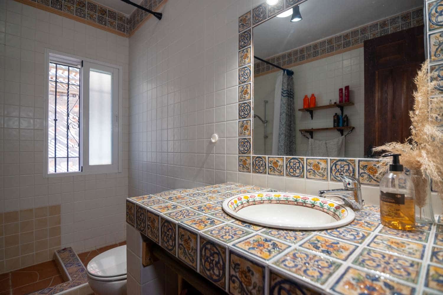 4 bedroom Villa for sale in Molvizar with pool - € 449,000 (Ref: 10108985)