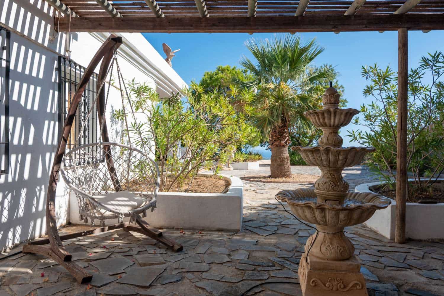 4 bedroom Villa for sale in Molvizar with pool - € 449,000 (Ref: 10108985)