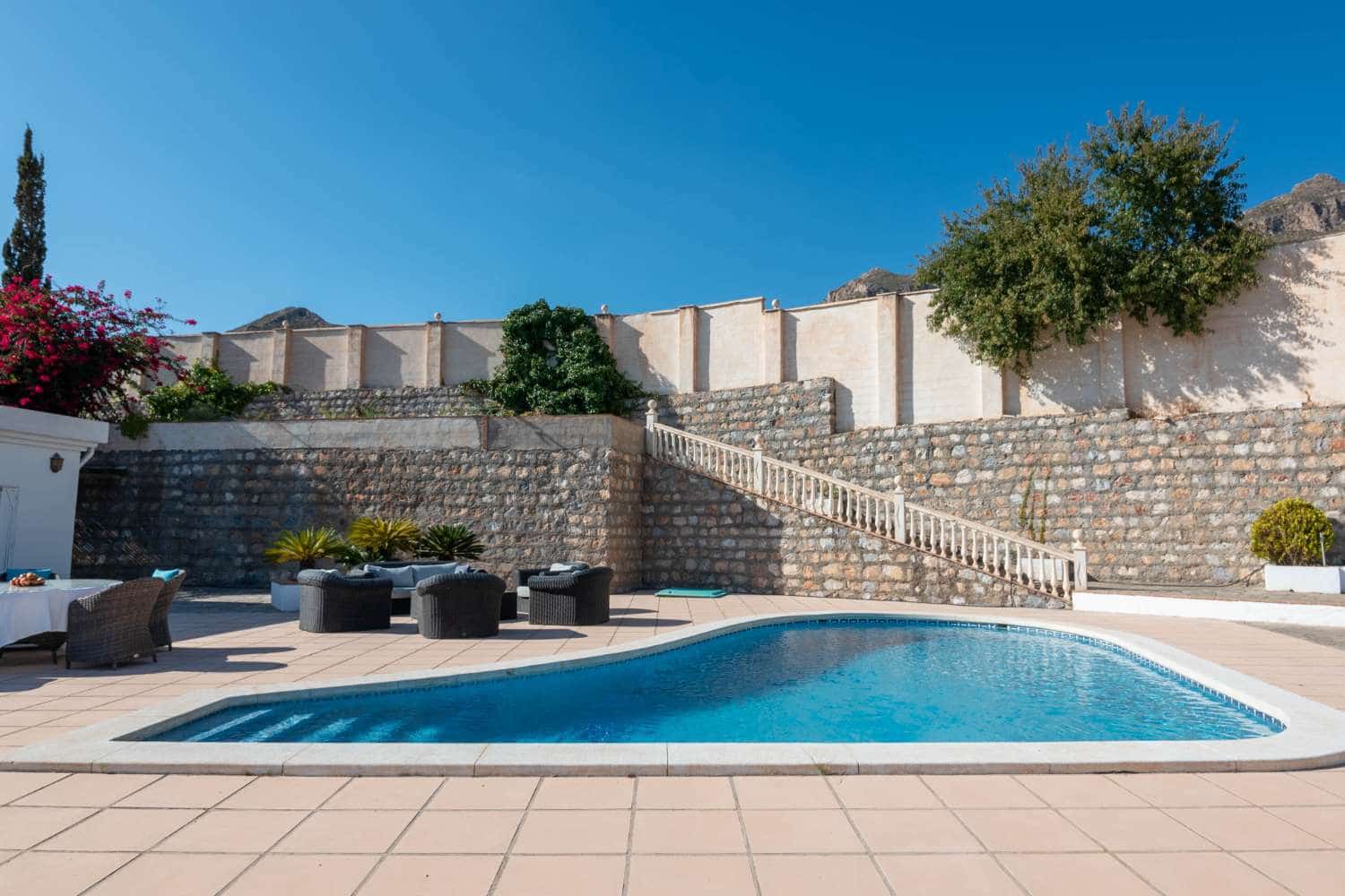 4 bedroom Villa for sale in Molvizar with pool - € 449,000 (Ref: 10108985)