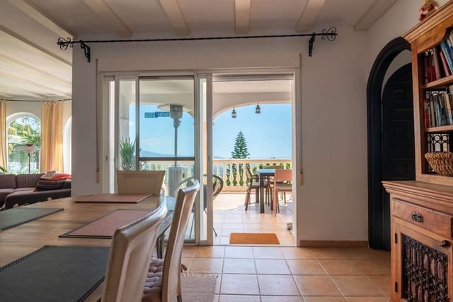 4 makuuhuone Huvila myytävänä paikassa Salobreña mukana uima-altaan - 895 000 € (Ref: 10115436)