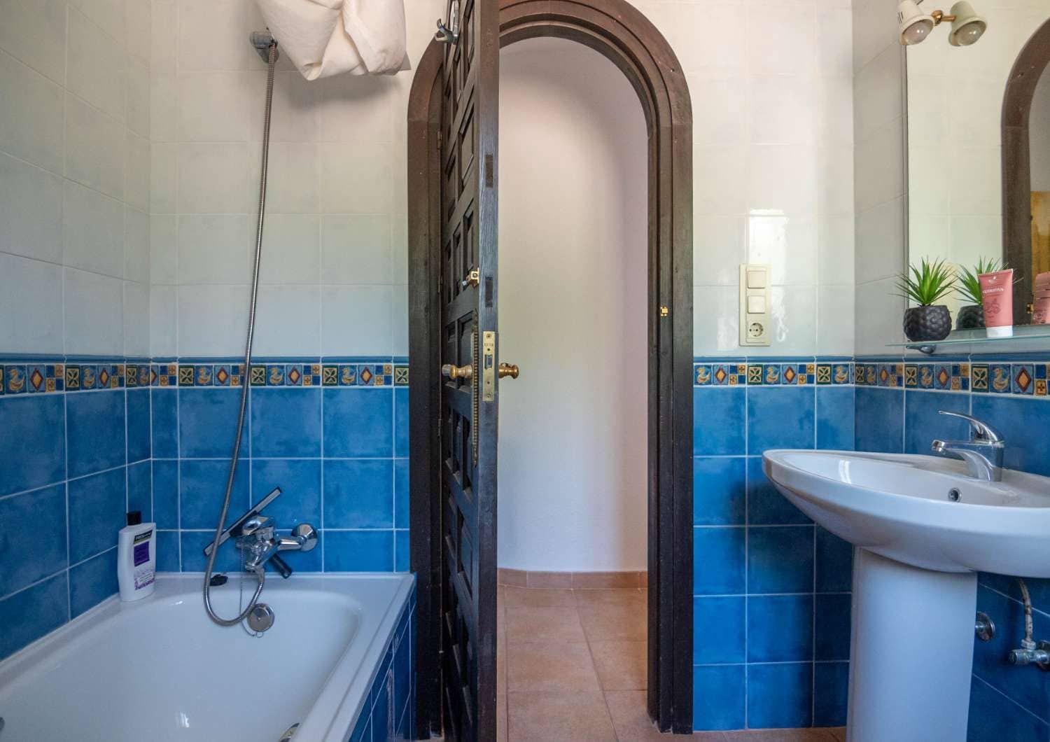 4 bedroom Villa for sale in Salobrena with pool - € 895,000 (Ref: 10115436)