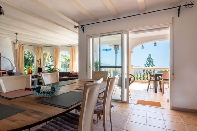 4 makuuhuone Huvila myytävänä paikassa Salobreña mukana uima-altaan - 895 000 € (Ref: 10115436)