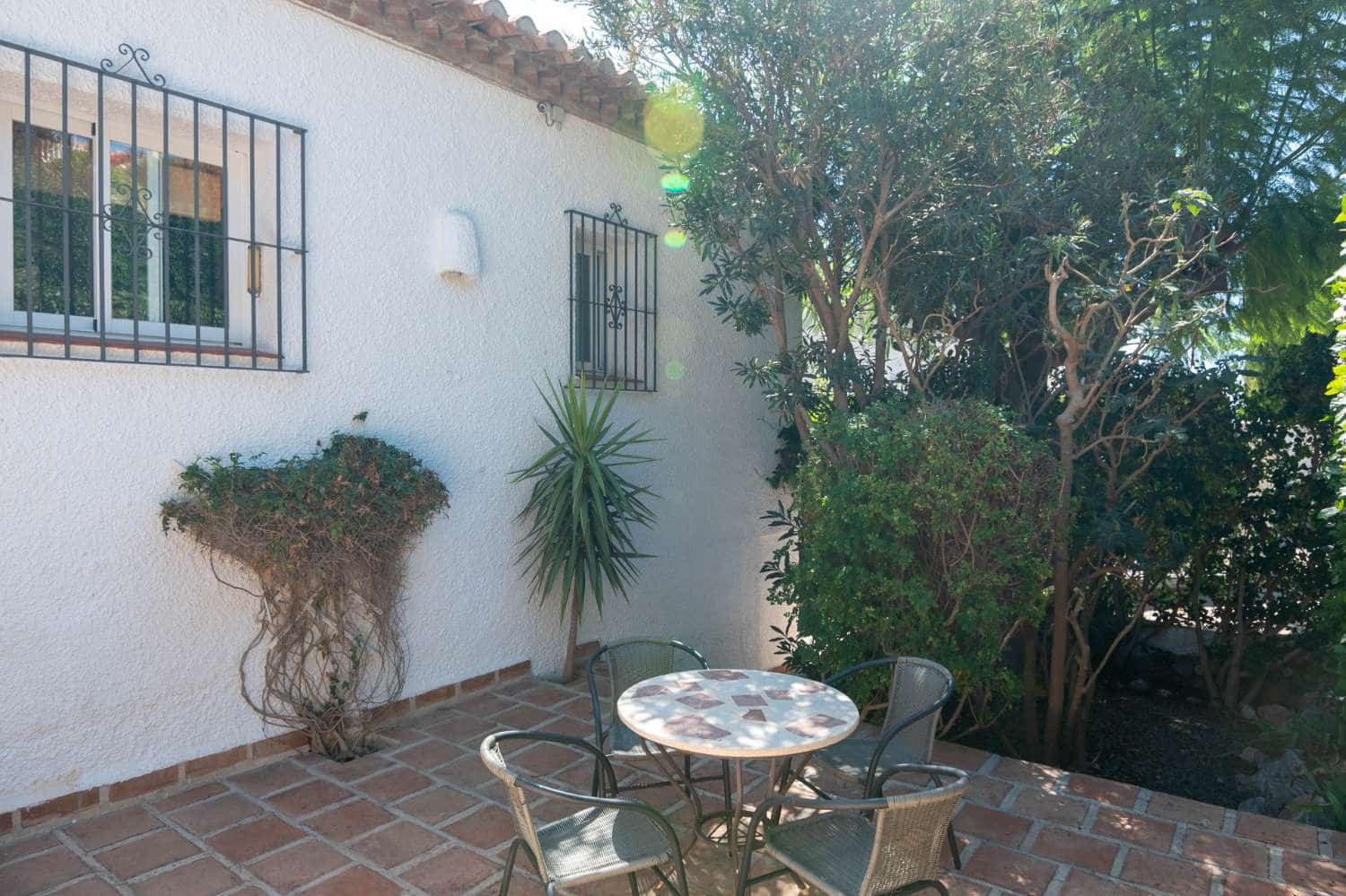 4 bedroom Villa for sale in Salobrena with pool - € 895,000 (Ref: 10115436)