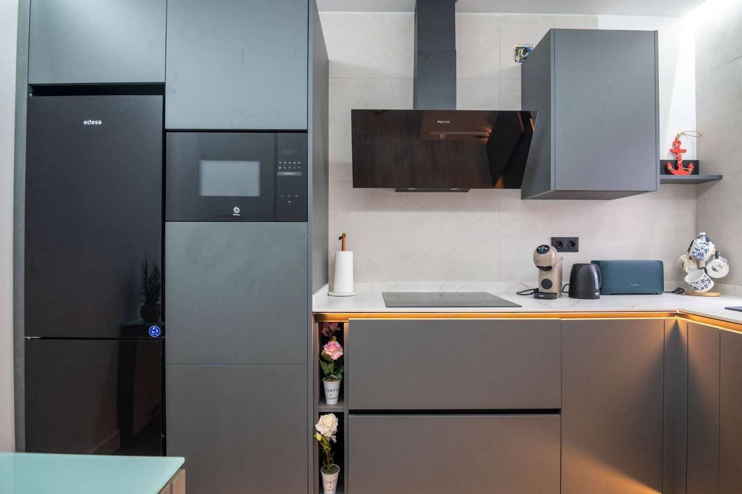 2 bedroom Apartment for sale in Salobrena - € 320,000 (Ref: 10150279)