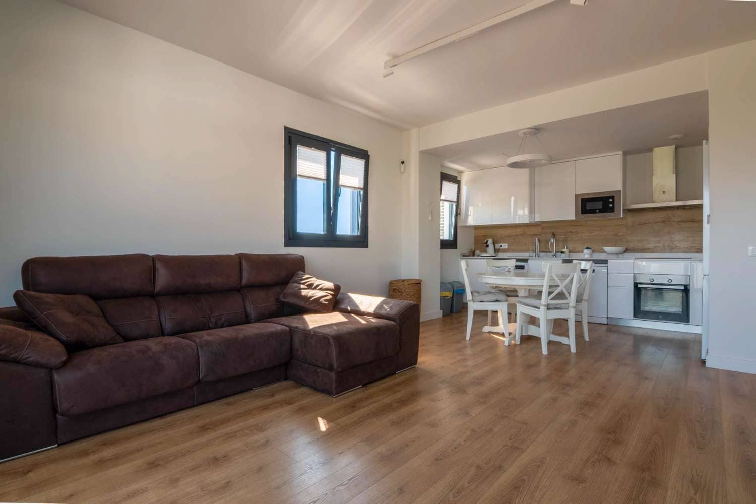 3 soverom Leilighet til salgs i Salobrena med svømmebasseng garasje - € 440 000 (Ref: 10171068)