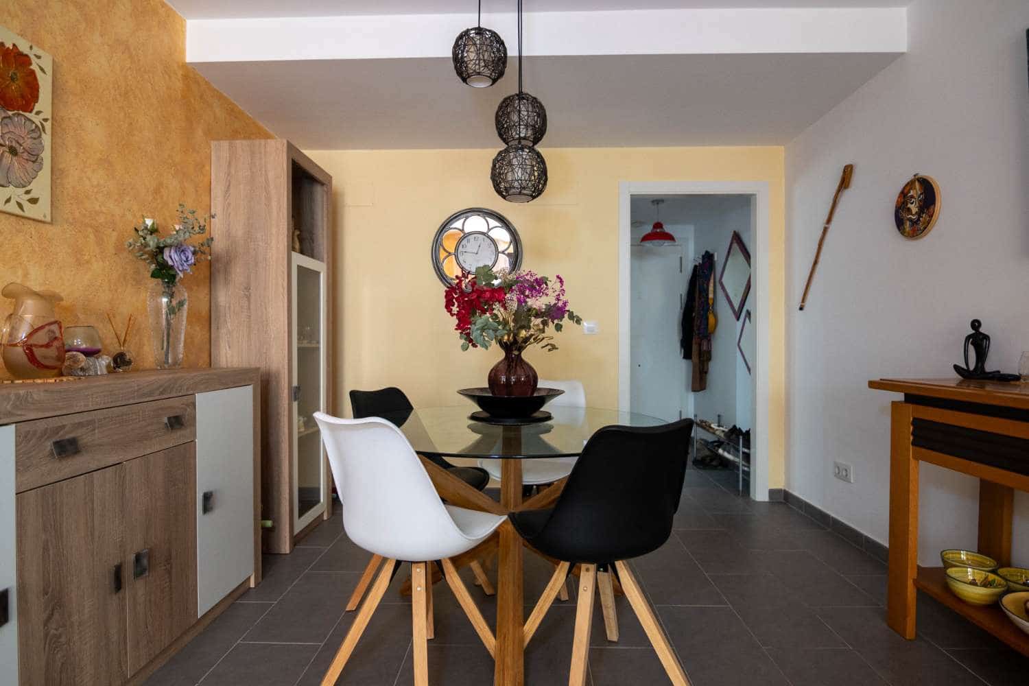 2 soveværelse Lejlighed til salg i Salobrena med swimmingpool garage - € 260.000 (Ref: 10173361)