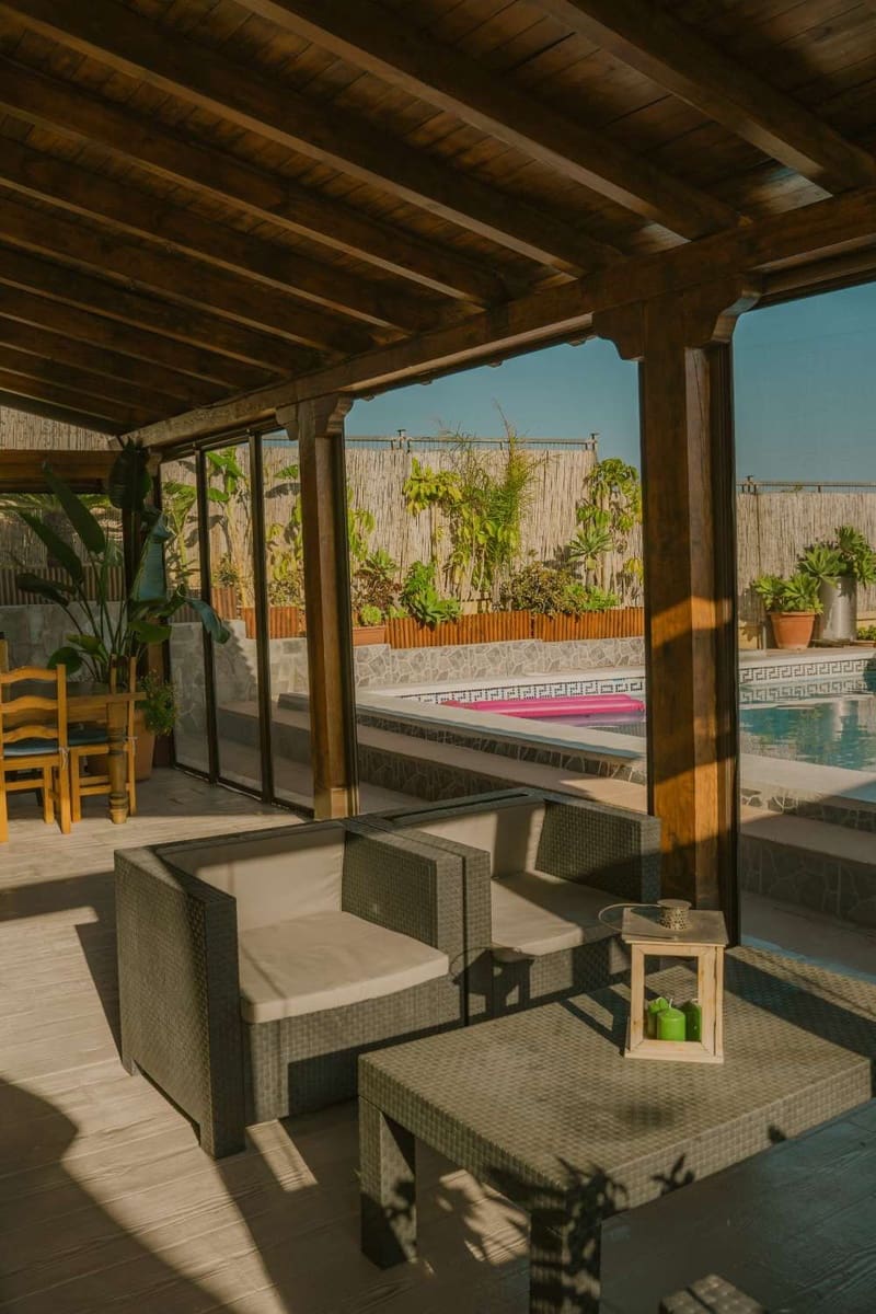 Casa de 3 habitaciones en Salobreña en alquiler con piscina - 2.000 € (Ref: 10184312)