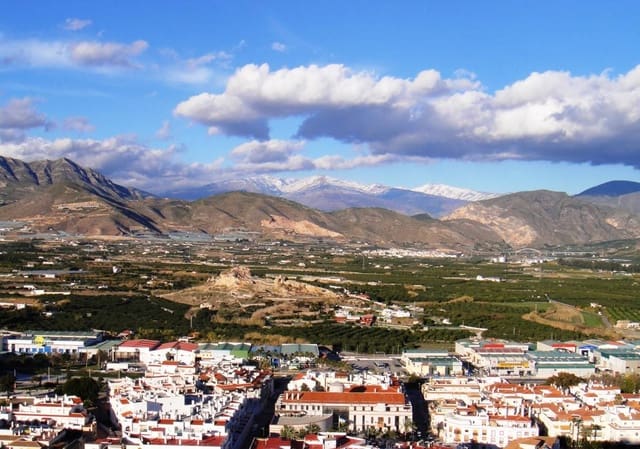 Grunde uden byggetilladelser til salg i Salobreña - € 48.000 (Ref: 2183250)