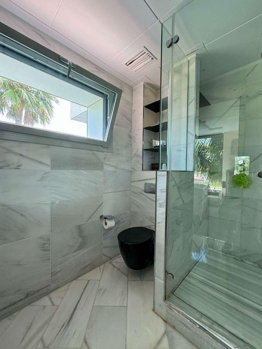 5 soveværelse Villa til salg i Motril med swimmingpool - € 2.200.000 (Ref: 3548677)