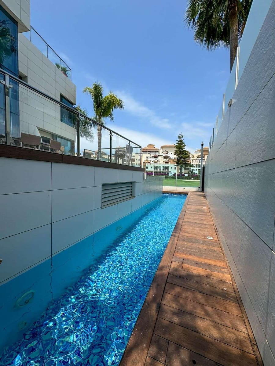 5 soveværelse Villa til salg i Motril med swimmingpool - € 2.200.000 (Ref: 3548677)