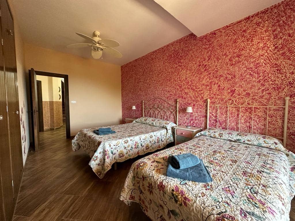 4 soveværelse Villa til salg i Salobrena med swimmingpool - € 740.000 (Ref: 3966240)